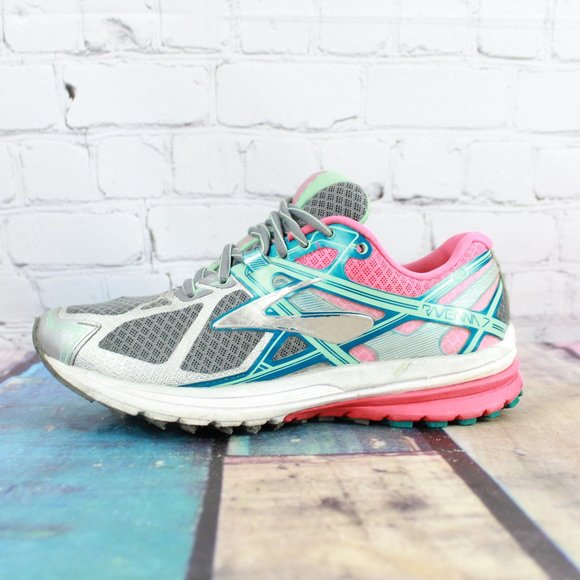 Brooks Shoes - Brooks Ravenna 7 Athletic Sneakers Size 6